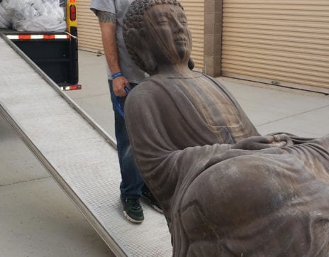 moving sculpture park-city-moving