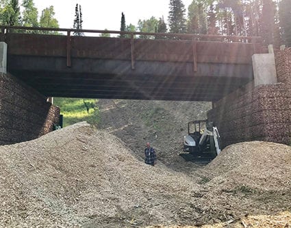 chipper-mulch-tree-trimming-canyon-cutters