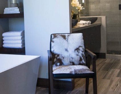 park-city-interior-designers-stick-and-stones-guest-bathroom